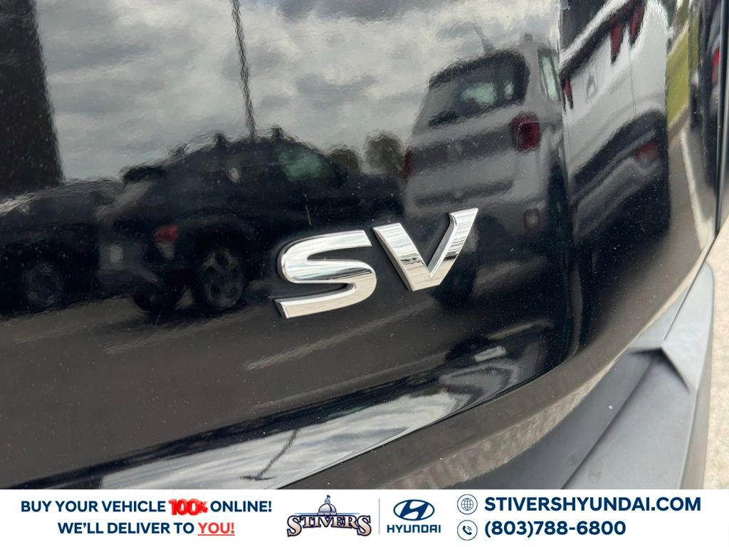 Used 2023 Nissan Rogue SV image 15