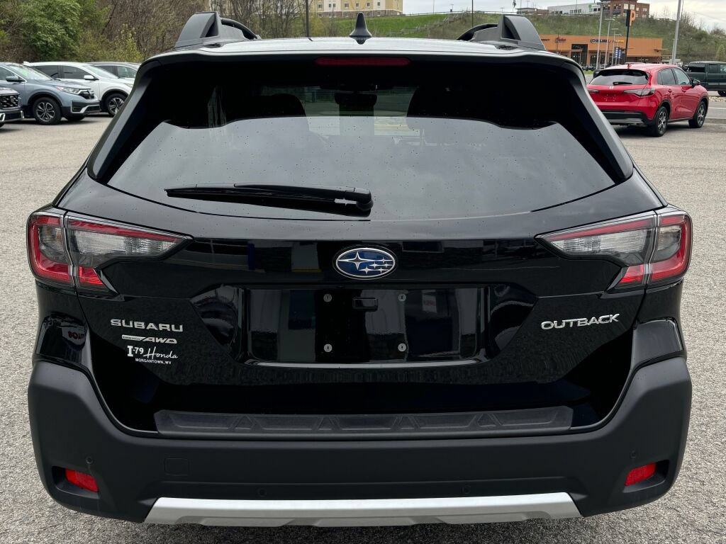 Used 2025 Subaru Outback Limited AWD/4WD image 6