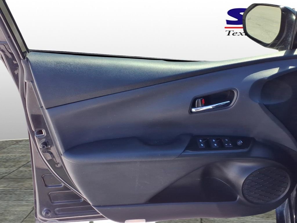 Used 2018 Toyota Prius Two w/ Prius Two Safety Plus Package FWD image 11