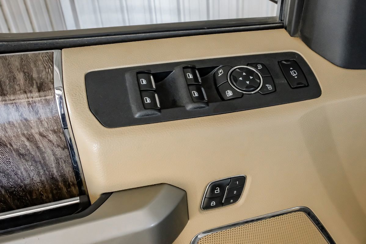 Used 2019 Ford F250 Lariat w/ Lariat Value Package image 44