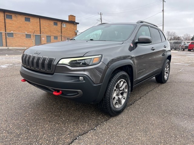 Used 2020 Jeep Cherokee Trailhawk w/ Cold Weather Group image 28