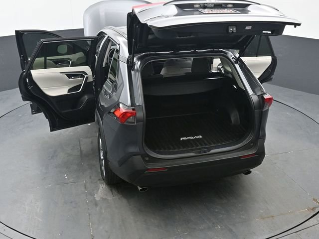 Certified 2022 Toyota RAV4 XLE image 49