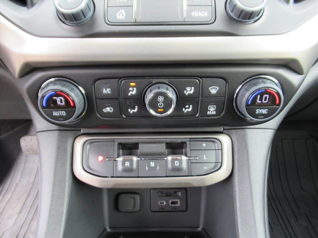 Used 2023 GMC Acadia Denali w/ Denali Ultimate Package image 23