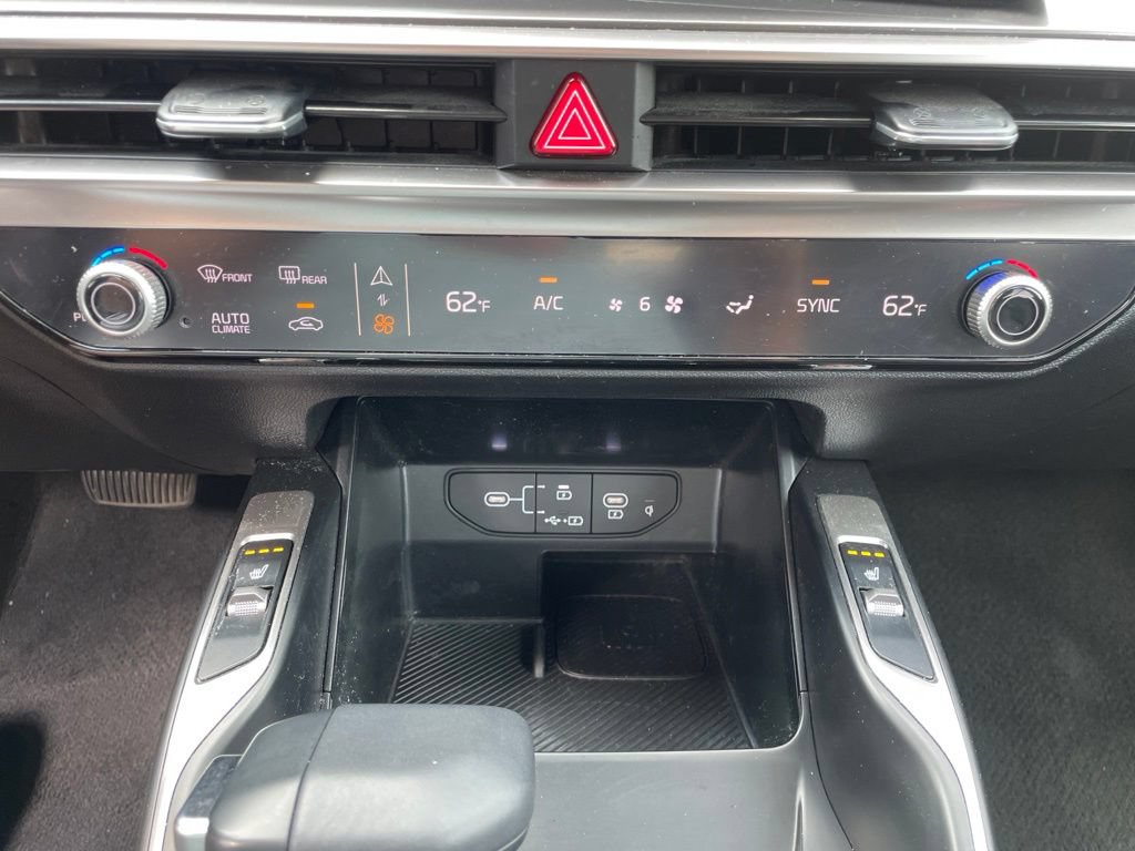 Used 2024 Kia Sorento S w/ Panoramic Sunroof Package AWD/4WD image 22