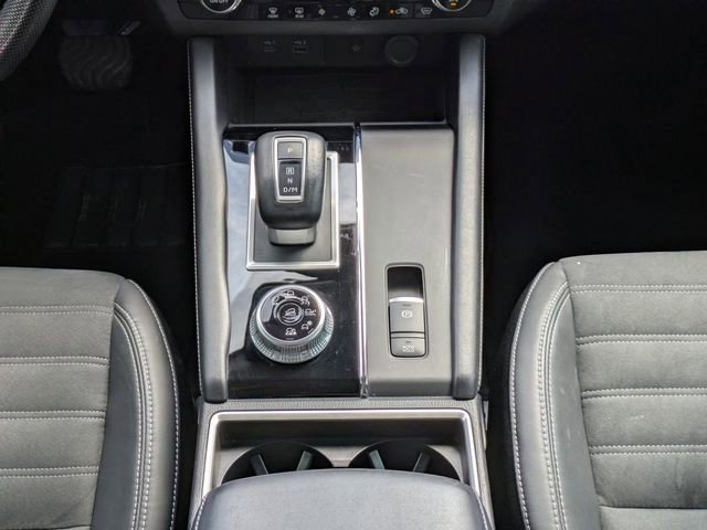 Used 2022 Mitsubishi Outlander SE image 21