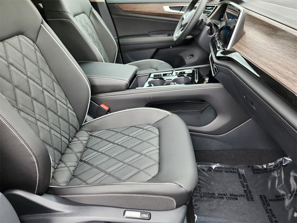 New 2025 Volkswagen Atlas SEL Premium R-Line image 18