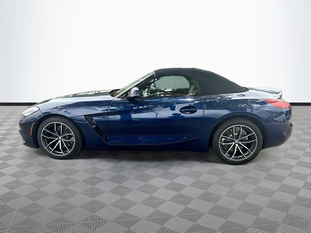 Used 2022 BMW Z4 sDrive30i w/ Convenience Package RWD image 4