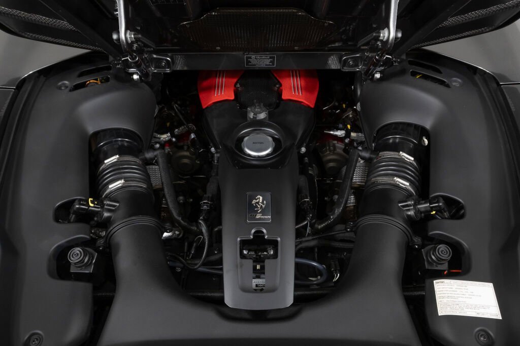 Used 2017 Ferrari 488 Spider RWD image 19