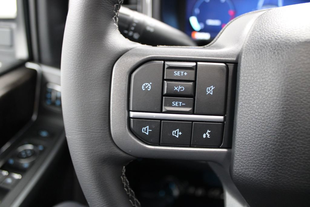 New 2026 Ford F250 Lariat w/ Chrome Package image 37