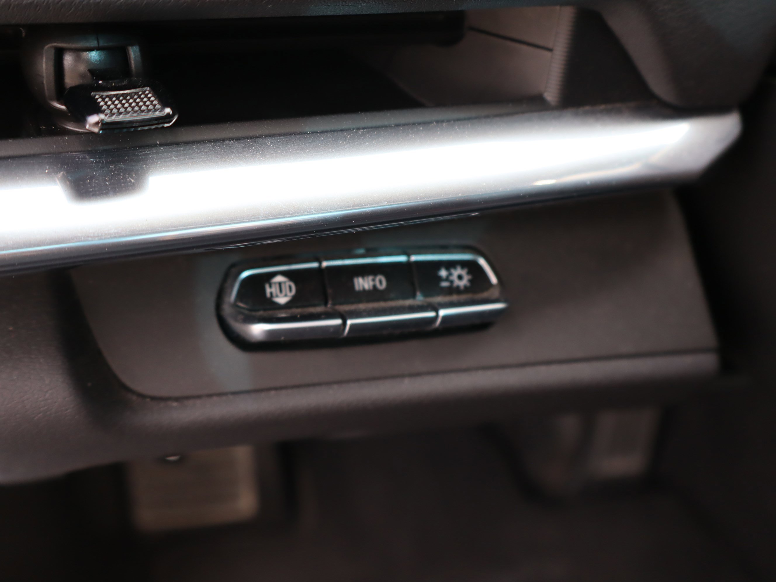 Used 2020 Chevrolet Corvette Stingray Preferred Cpe w/ 2LT Preferred Equipment Group image 17