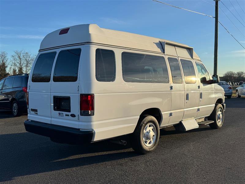 Used 2014 Ford E-250 and Econoline 250 Extended w/ Power Group image 4