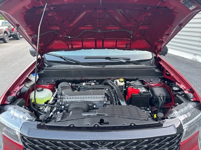 New 2025 Ford Maverick Lariat w/ Black Appearance Package image 36