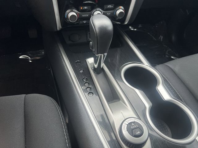 Used 2019 Nissan Pathfinder SV AWD/4WD image 26