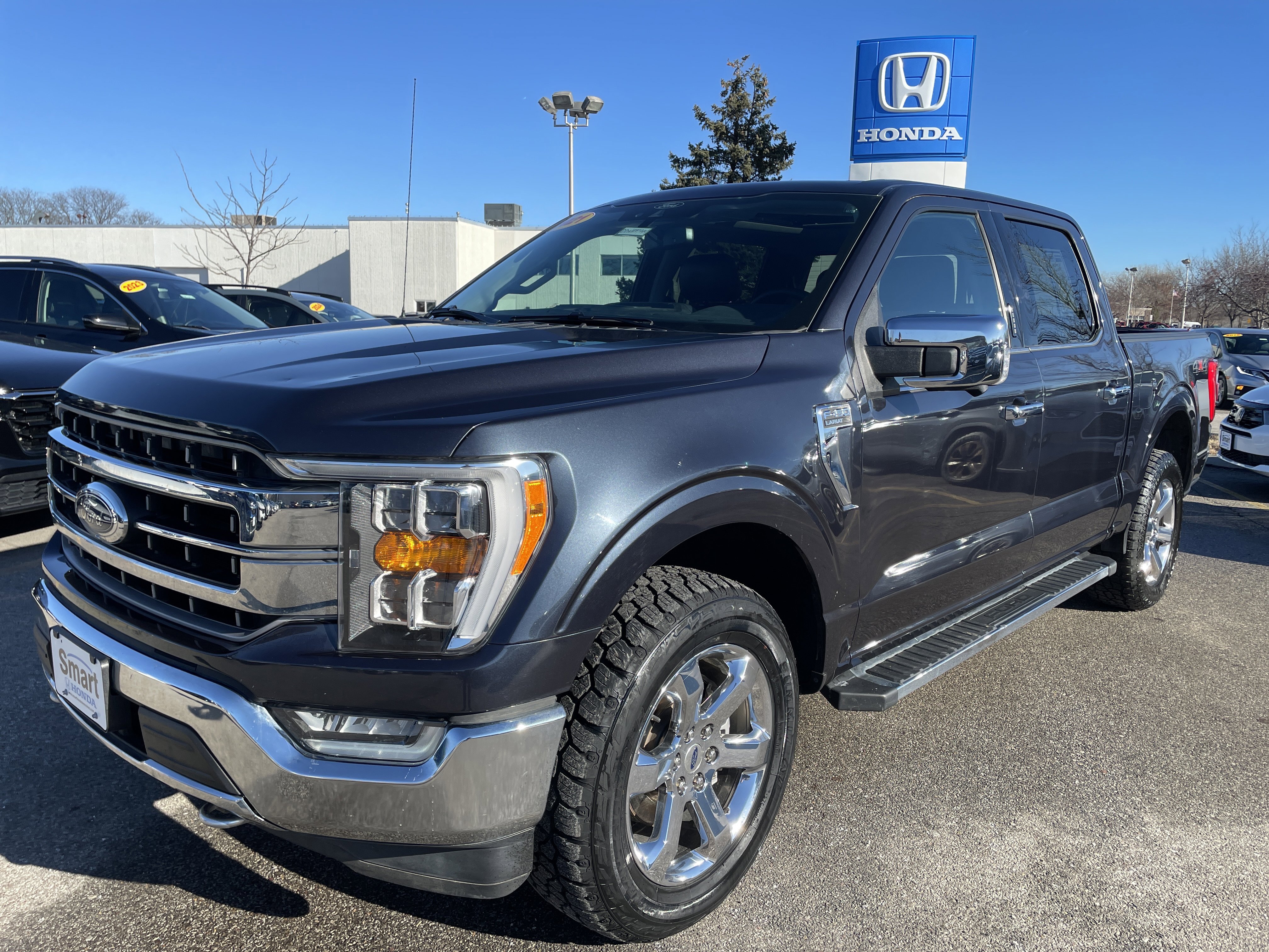 Used 2021 Ford F150 Lariat image 1