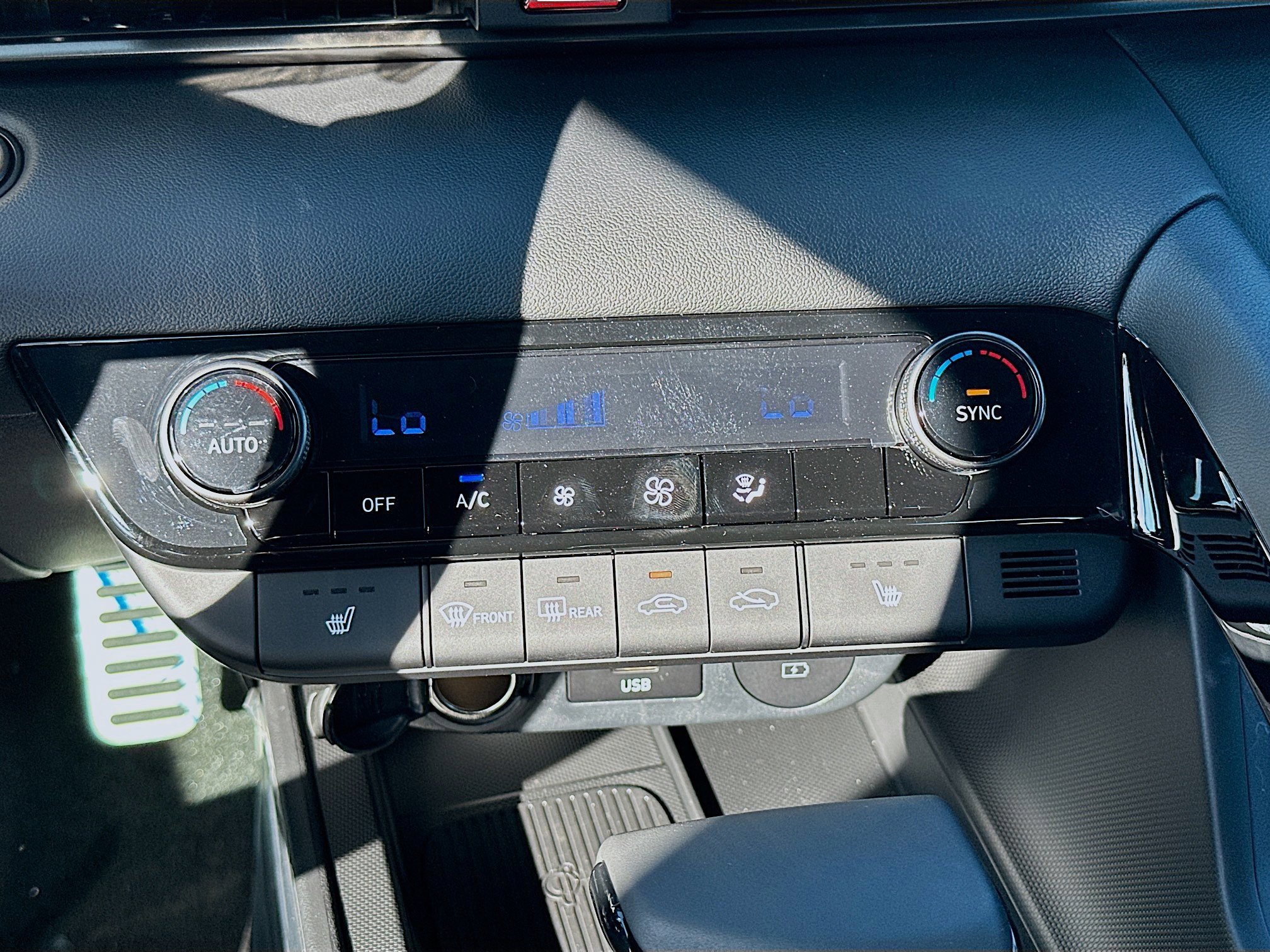 New 2026 Hyundai Elantra SEL Sport image 12