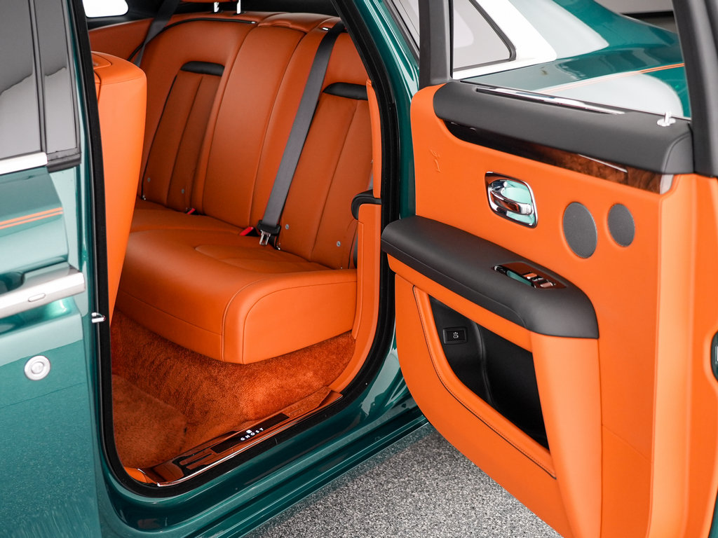 Certified 2025 Rolls-Royce Ghost AWD/4WD image 25