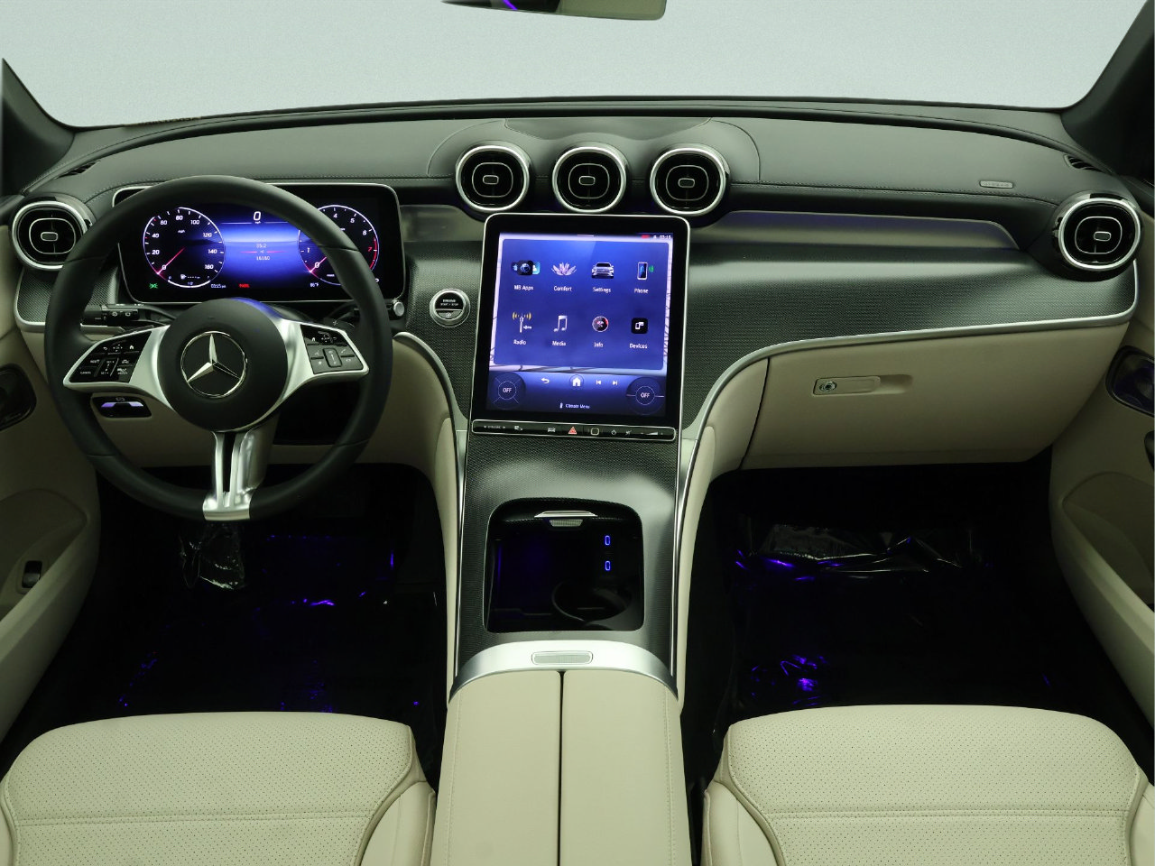 Certified 2024 Mercedes-Benz GLC 300 image 7