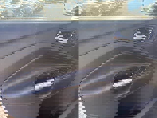 Used 2013 Ford Escape SE image 23