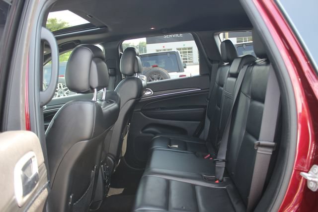 Used 2021 Jeep Grand Cherokee Limited AWD/4WD image 24