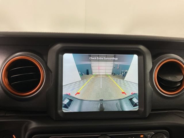 Used 2022 Jeep Gladiator Mojave w/ LED Lighting Group AWD/4WD image 19