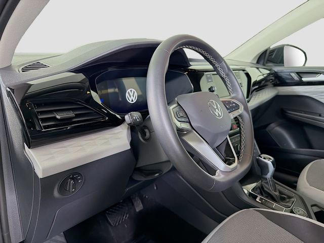 Used 2024 Volkswagen Taos S image 9