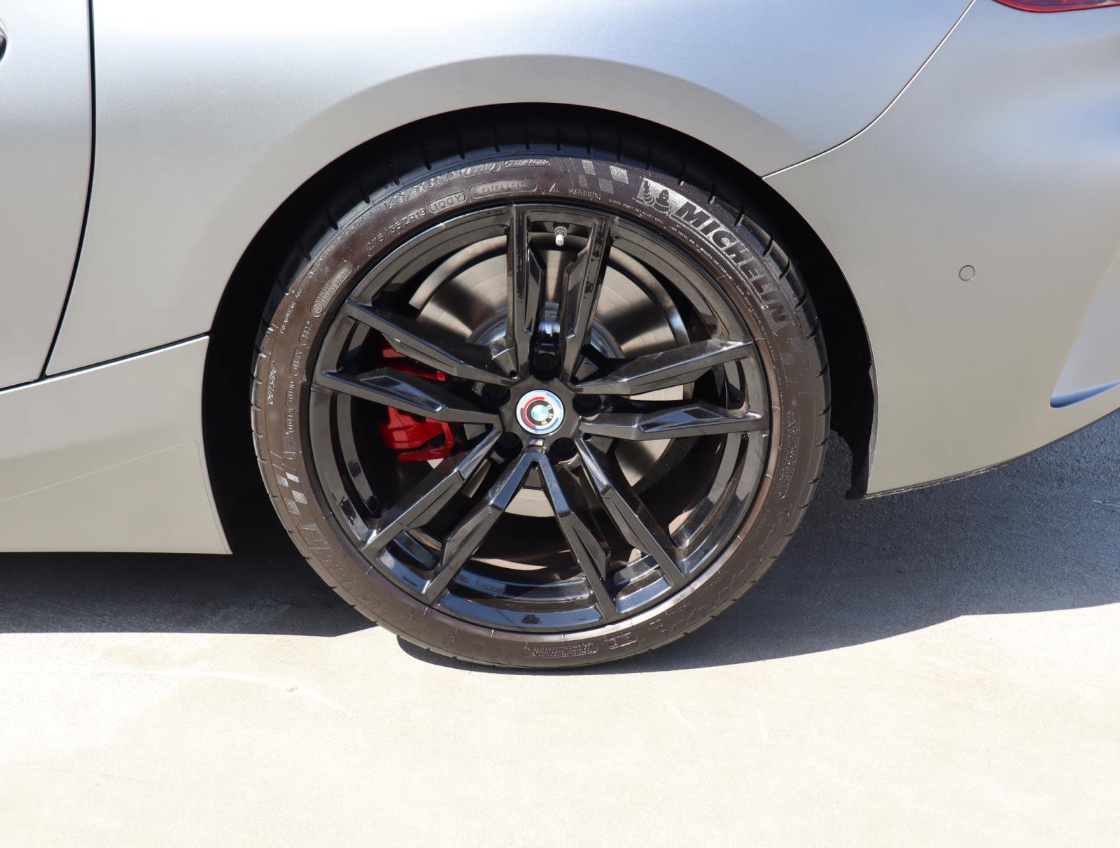 Certified 2022 BMW Z4 M40i w/ Premium Package image 9