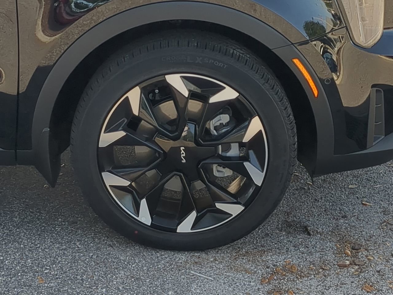 New 2025 Kia Sorento SX image 10