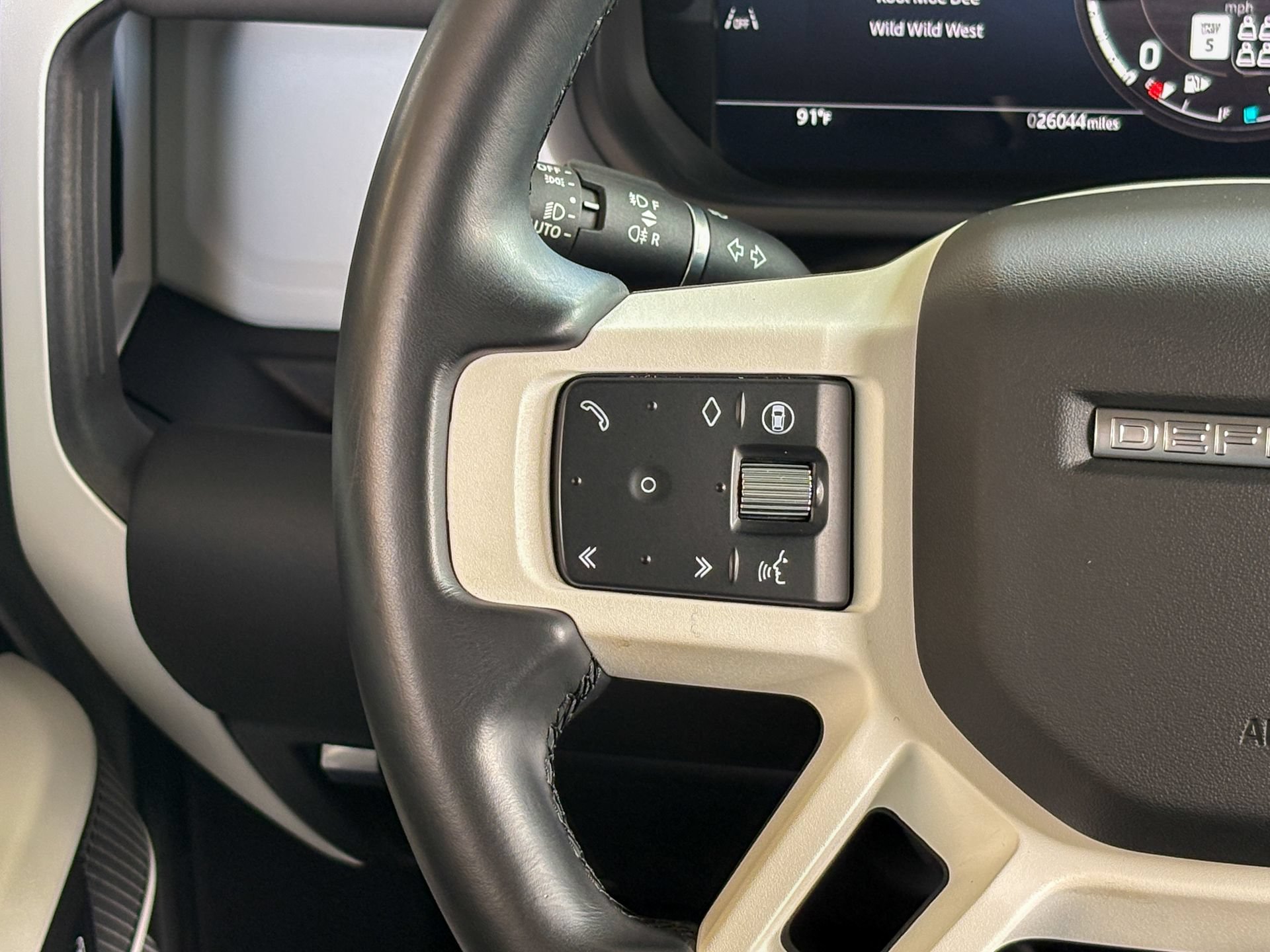 Used 2024 Land Rover Defender 130 S AWD/4WD image 36
