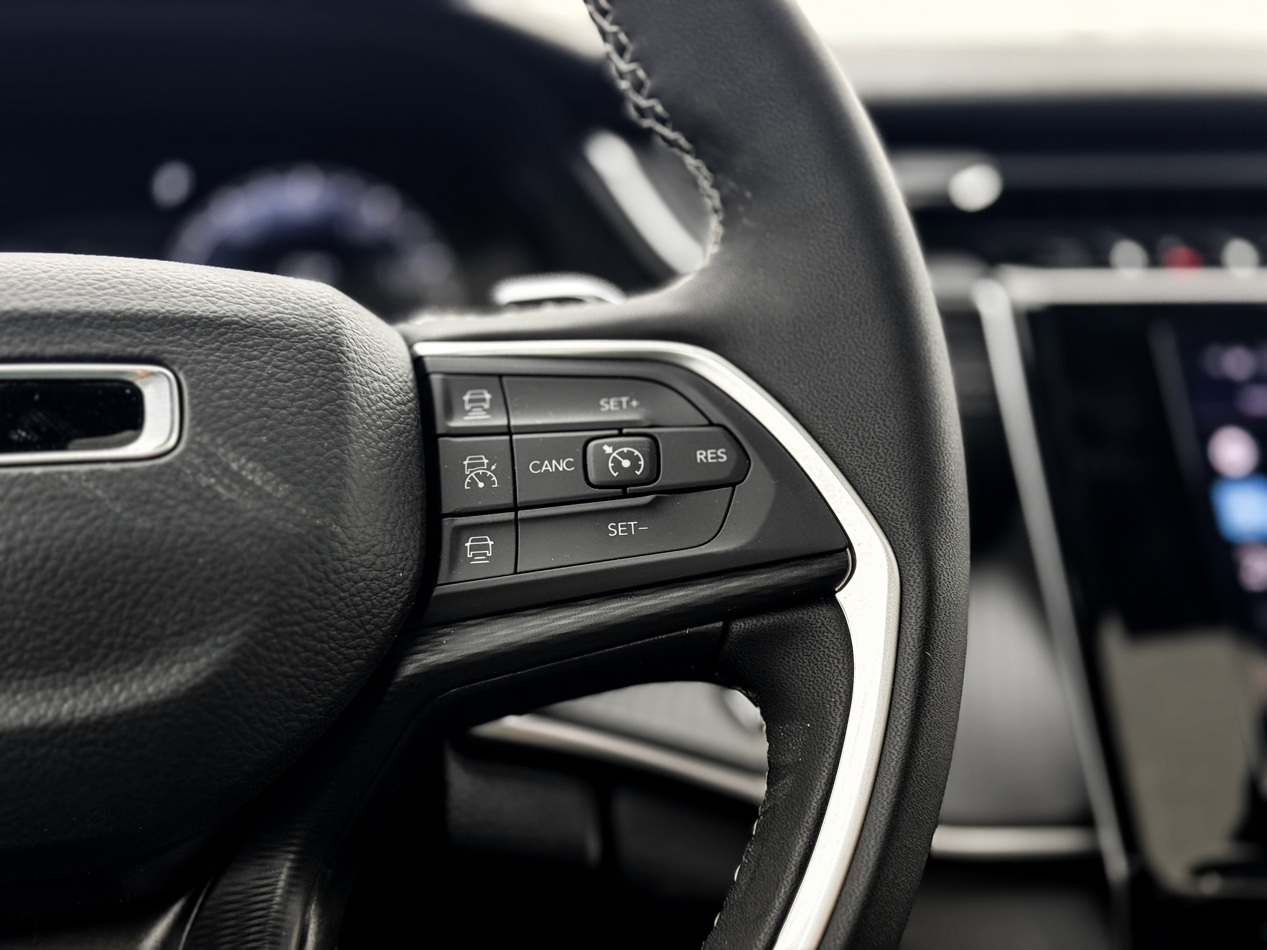 New 2025 Jeep Grand Cherokee 4WD image 12