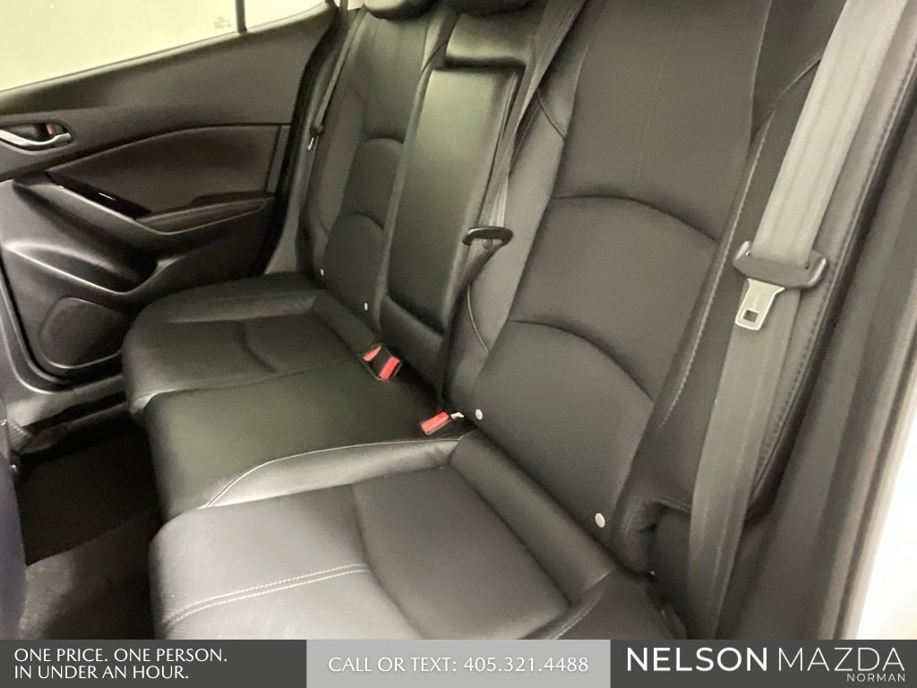 Used 2018 MAZDA MAZDA3 Grand Touring image 29