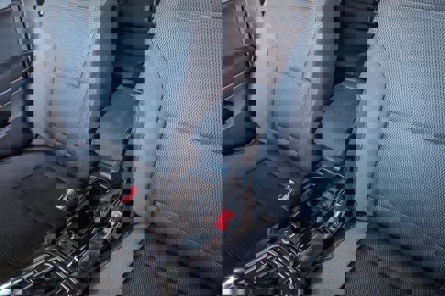 Used 2016 Volkswagen Golf S image 28