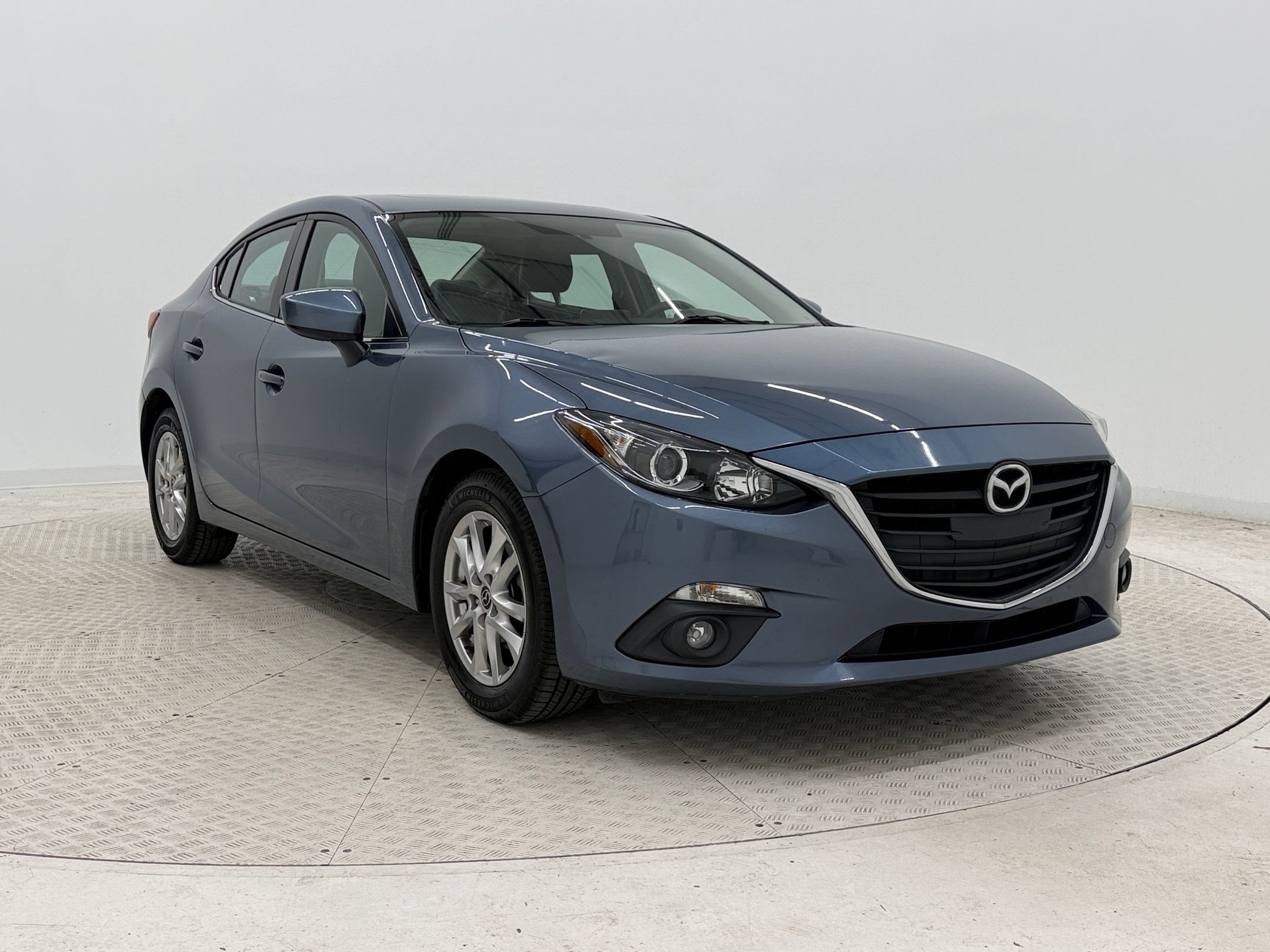 Used 2015 MAZDA MAZDA3 i Grand Touring image 7