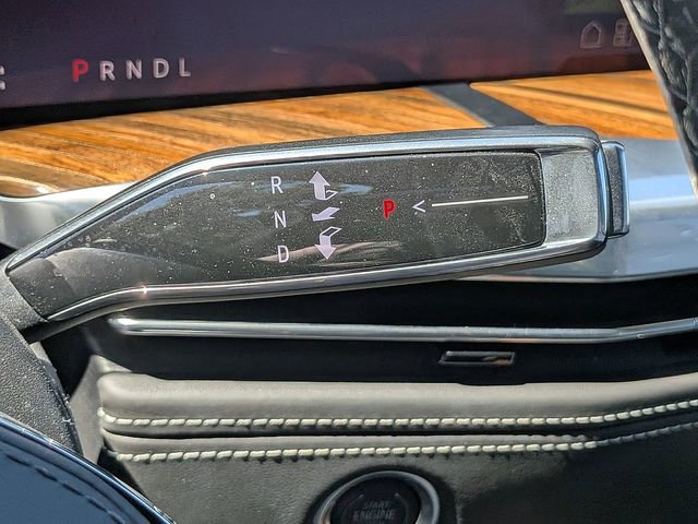 Certified 2025 Cadillac Escalade Sport Platinum w/ LPO, ONYX Package AWD/4WD image 29