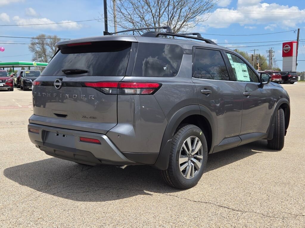 New 2026 Nissan Pathfinder SL w/ Cargo Package AWD/4WD image 10