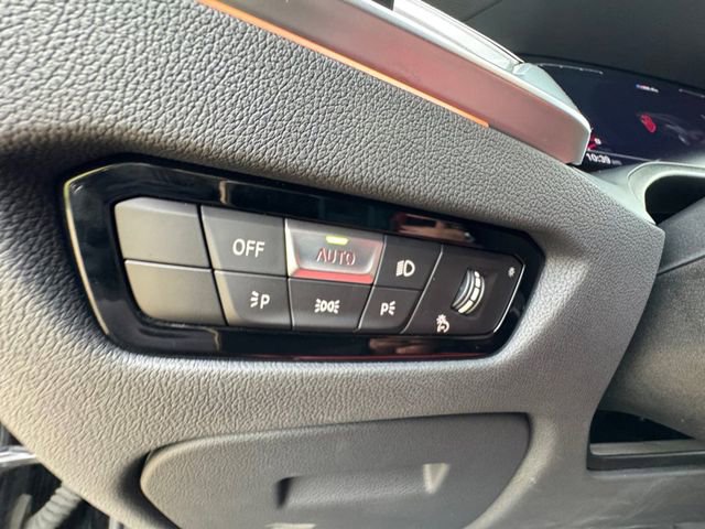 Used 2022 BMW M4 xDrive Competition w/ Executive Package image 6