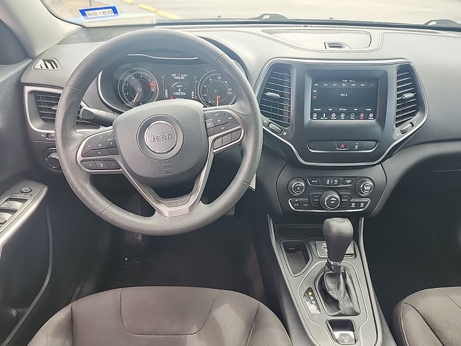 Used 2021 Jeep Cherokee Latitude FWD image 6
