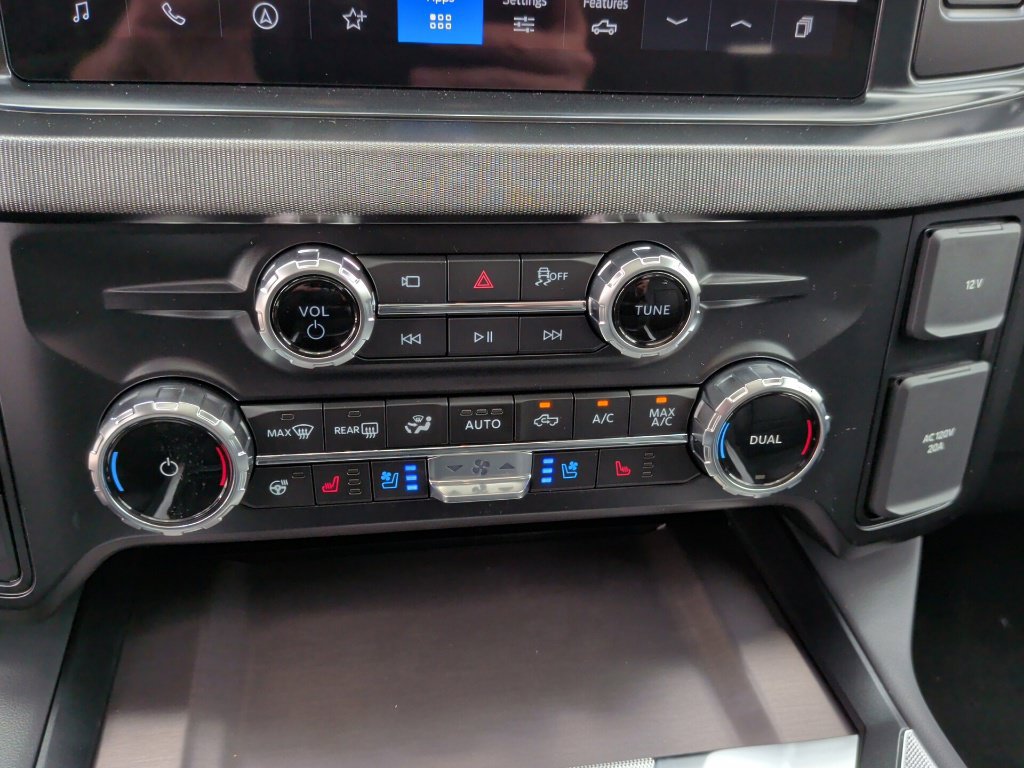 New 2027 Ford F250 Platinum w/ FX4 Off-Road Package AWD/4WD image 33
