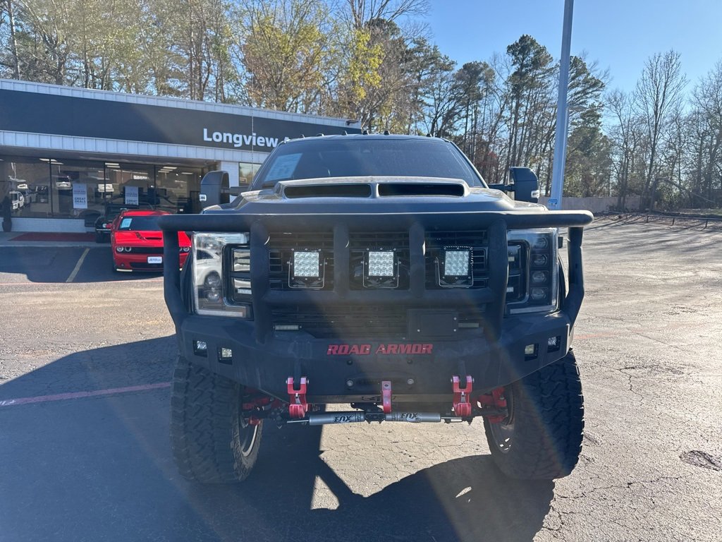 Used 2017 Ford F350 Platinum w/ Platinum Ultimate Package image 4