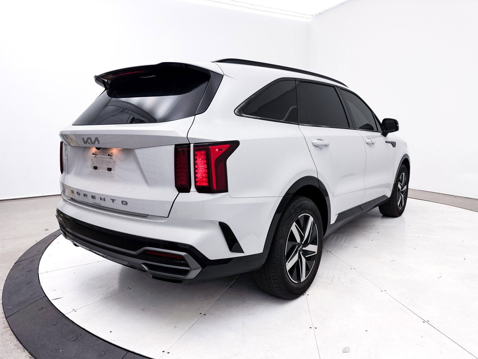 Used 2022 Kia Sorento S w/ Panoramic Sunroof Package image 18