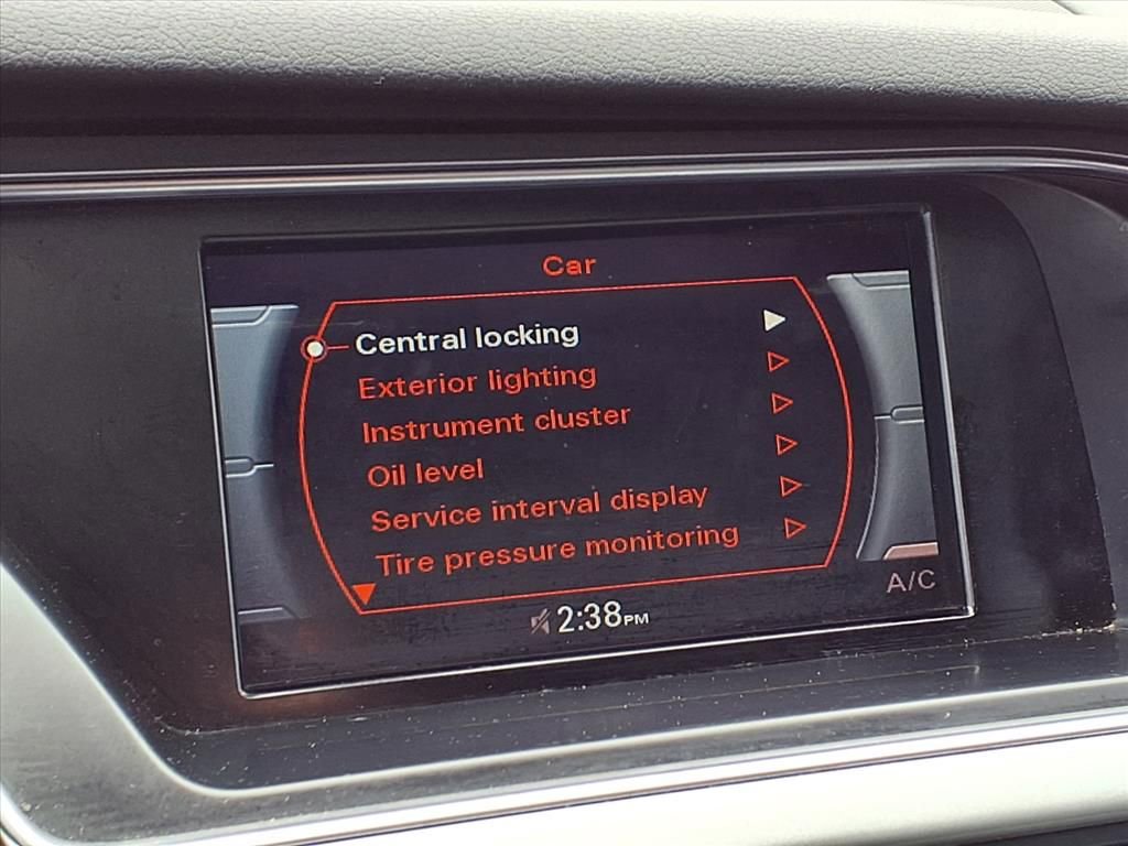 Used 2015 Audi A4 2.0T Premium image 22