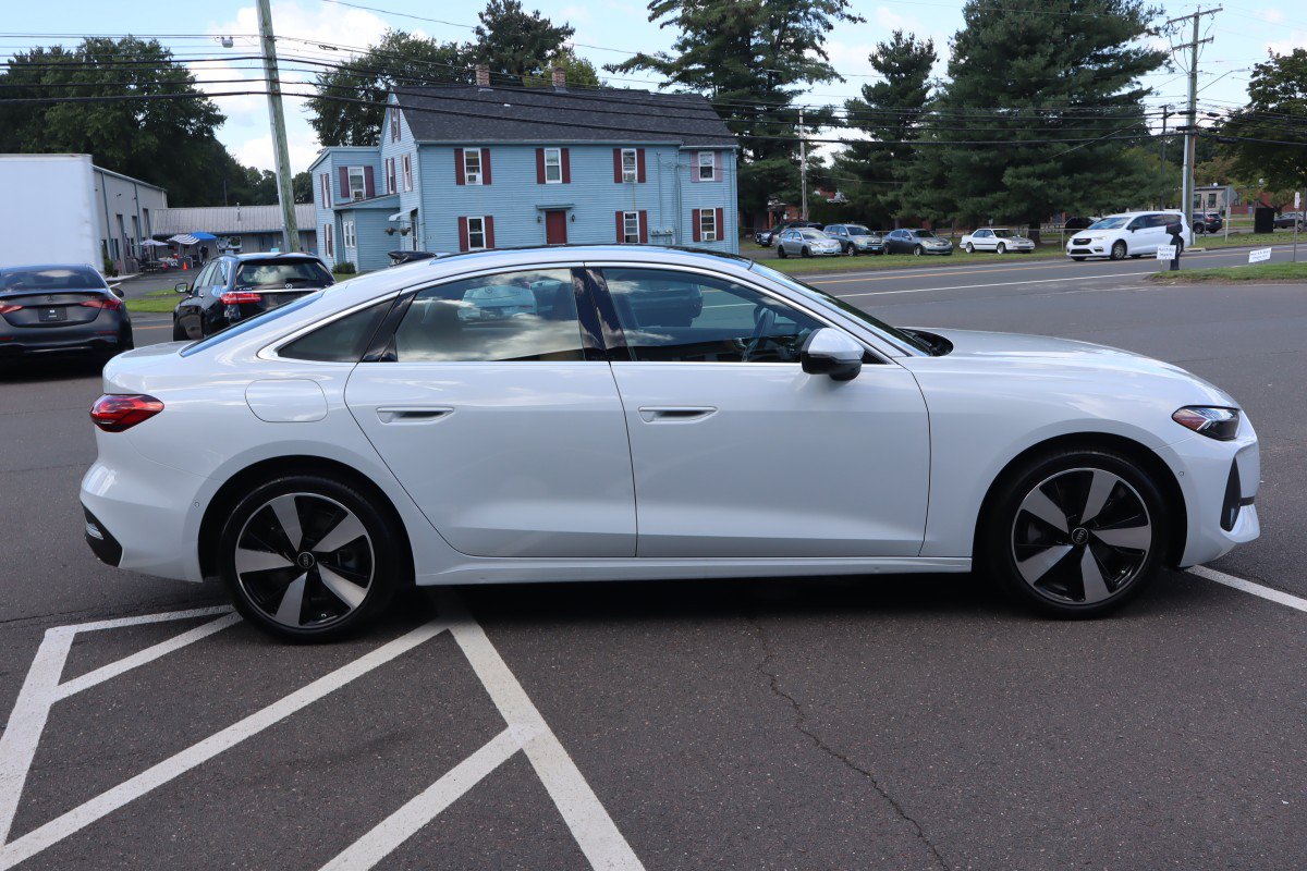 Used 2025 Audi A5 2.0T Prestige AWD/4WD image 5