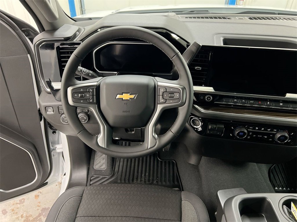New 2026 Chevrolet Silverado 1500 LT image 11