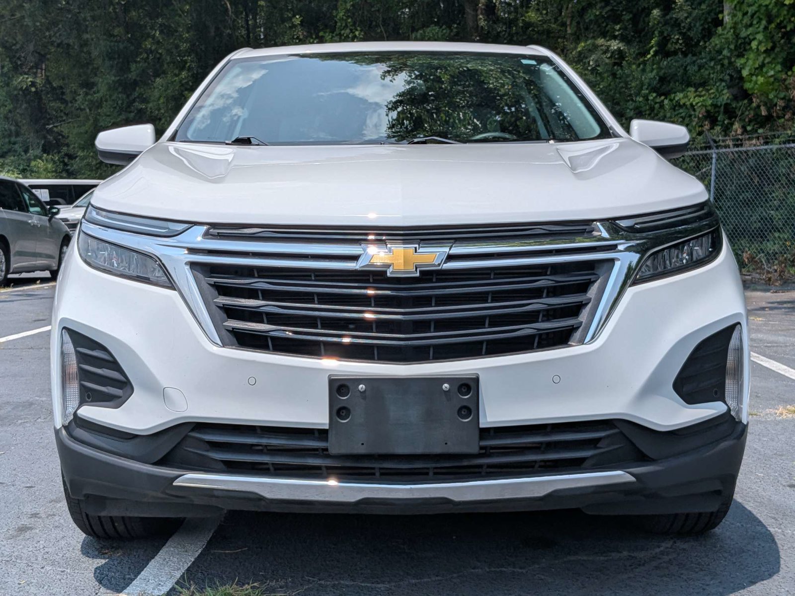 Used 2024 Chevrolet Equinox LT w/ Driver Convenience Package FWD image 8