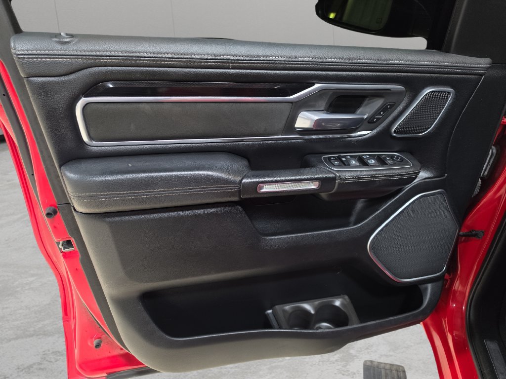 Used 2021 RAM 1500 Laramie AWD/4WD image 14