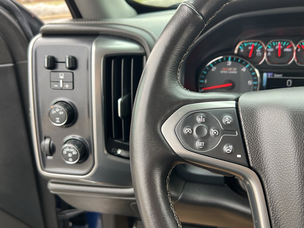 Used 2016 Chevrolet Silverado 2500 LTZ w/ LTZ Plus Package image 32