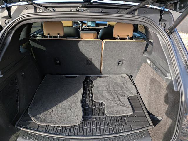 Certified 2022 Lincoln Corsair Reserve w/ Equipment Group 201A image 19