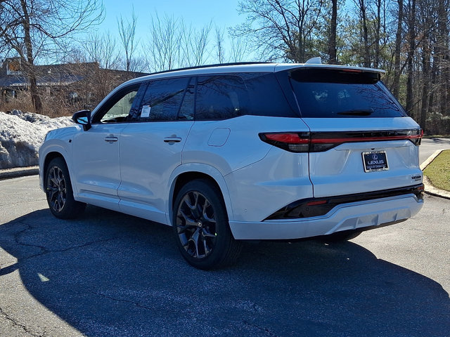 New 2026 Lexus TX 500h AWD image 3