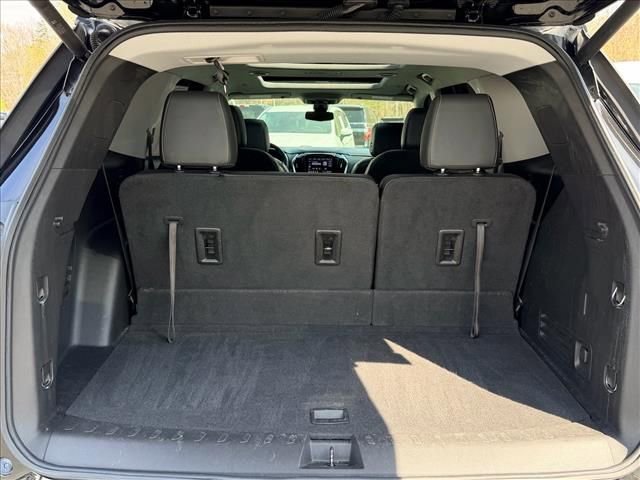 Used 2021 Chevrolet Traverse Premier image 16