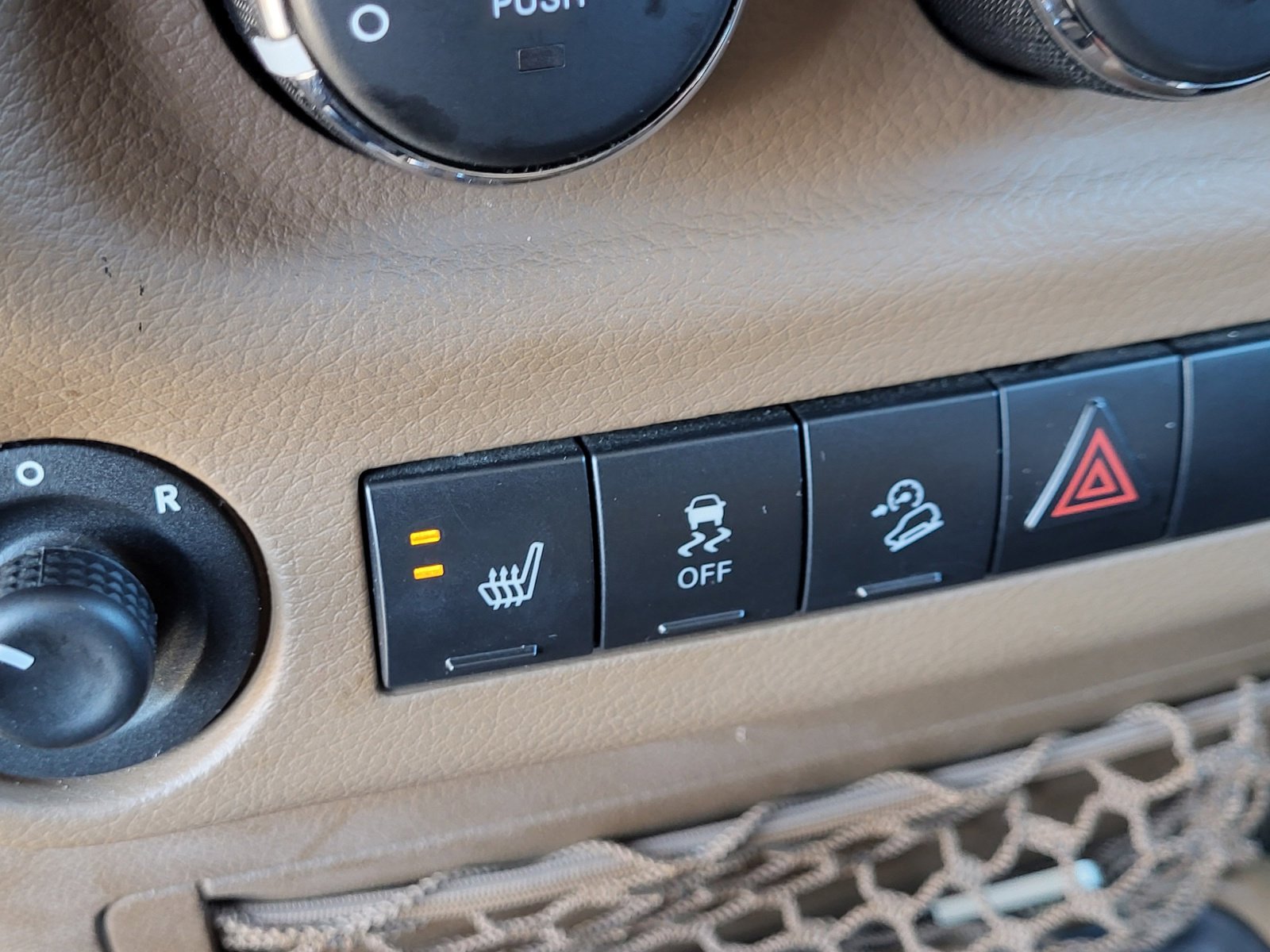 Used 2024 Jeep Wrangler Unlimited Rubicon 4xe image 32