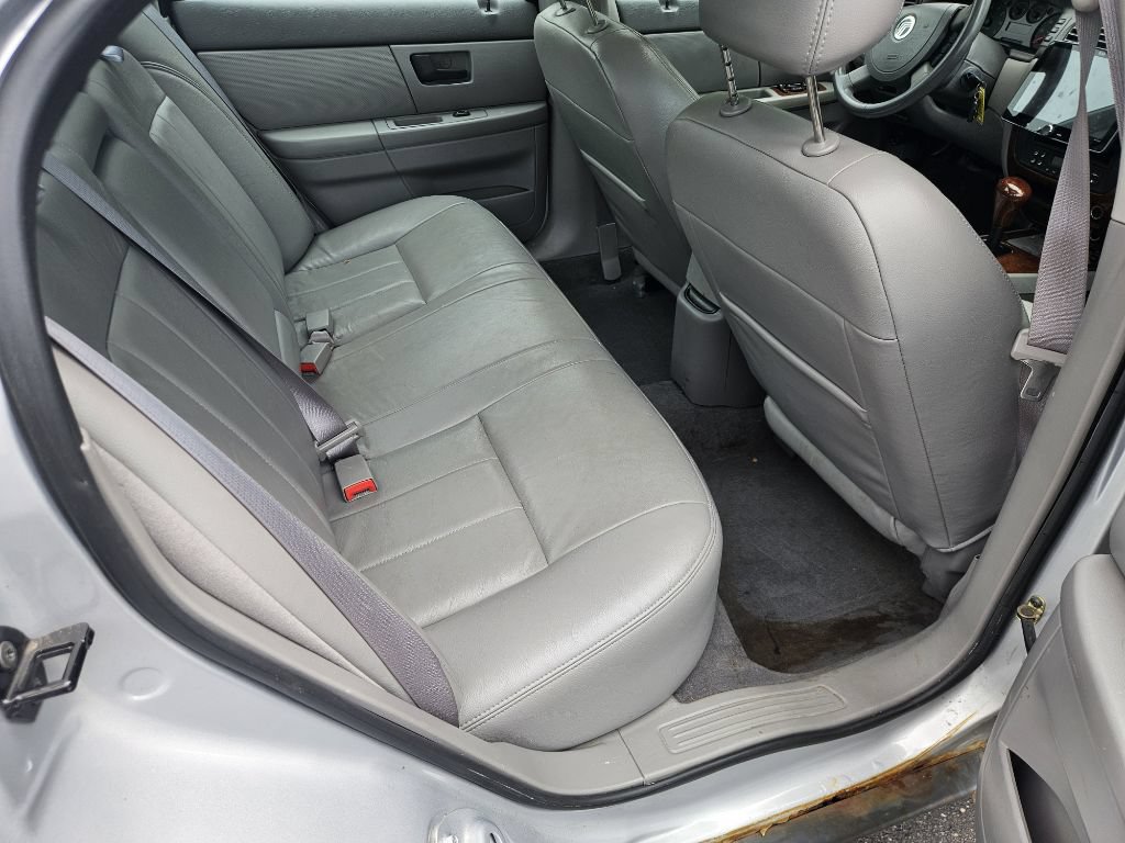 Used 2005 Mercury Sable LS FWD image 16